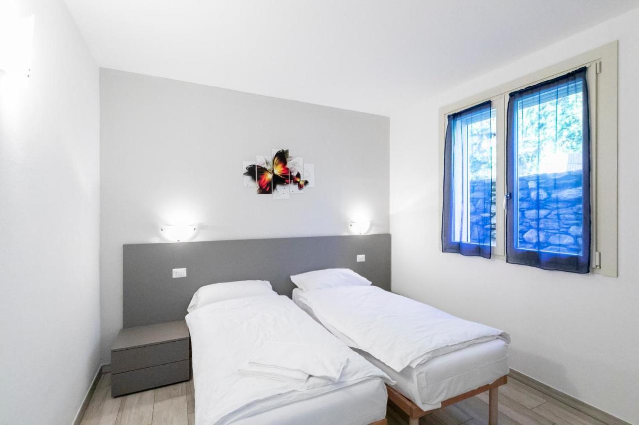 La Collinetta Apartments Vercana Екстериор снимка